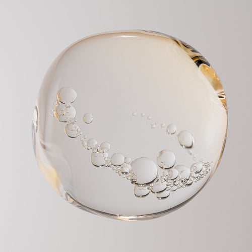 Niacinamide (vitamine B3) : comment agit-elle sur la peau et pour qui ?